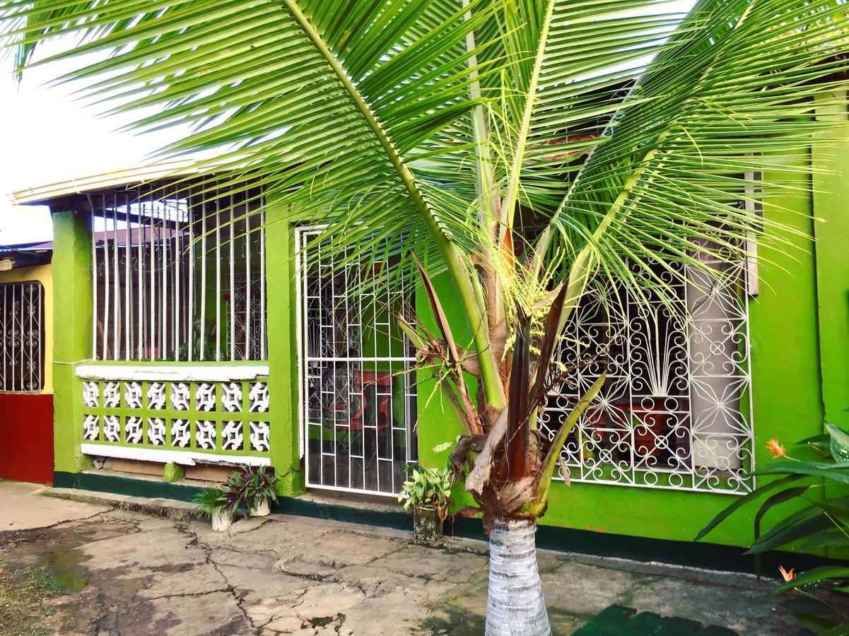 Apartamento Typical House Bluefields Exterior foto